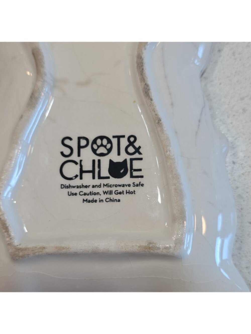 Spot & Chloe Christmas Dog Ceramic Spoon Rest Hand Painted Modern Red - Picture 4 of 4
